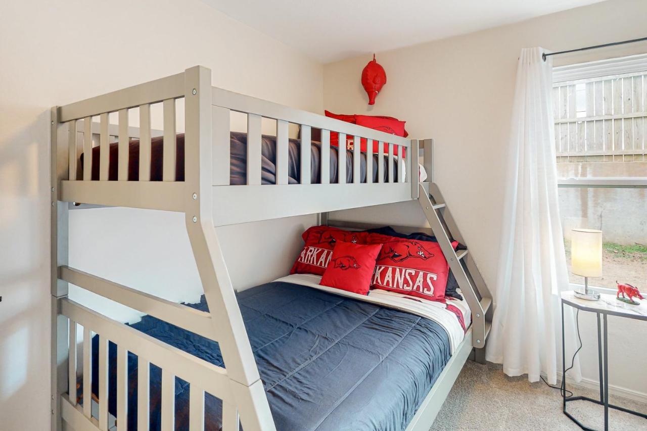 Ozk Trail House Villa Бентънвил Екстериор снимка